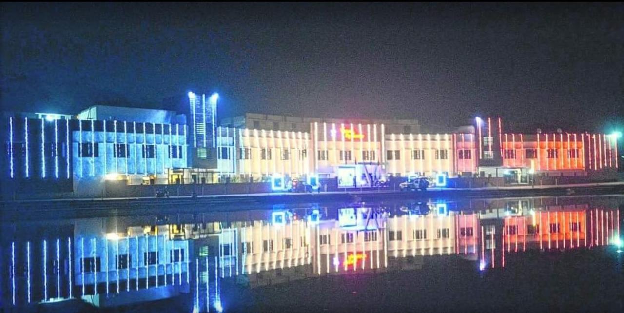Veena Regency Hotel Chās Exterior foto